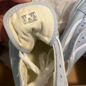 BRAND NEW OLD SKOOL VANS